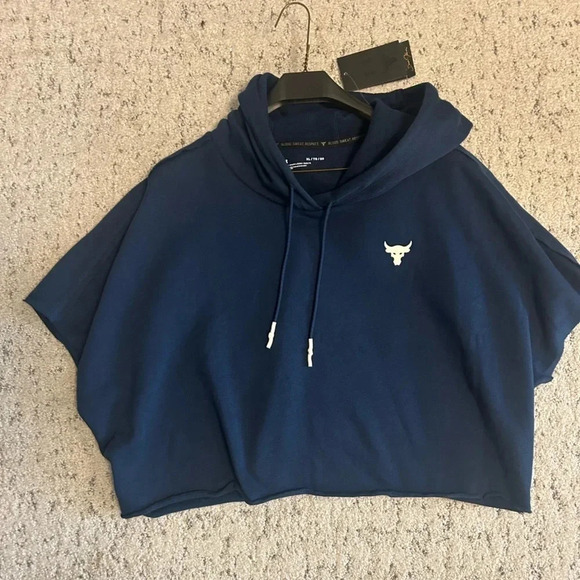 Project Rock Under Armour XL short sleeved hoodie NWT - Picture 6 of 7